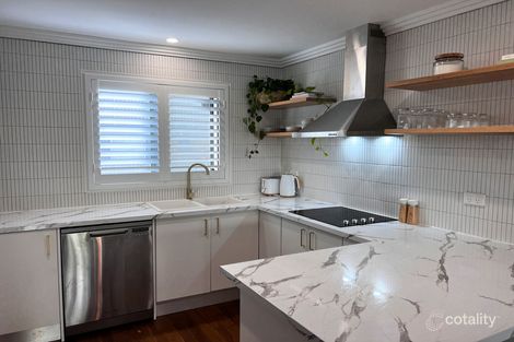 Property photo of 6/3-5 Bradford Street Labrador QLD 4215