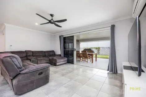 Property photo of 9 Quarterdeck Avenue Pialba QLD 4655