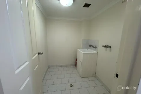 Property photo of 8/8 Fourth Avenue Blacktown NSW 2148