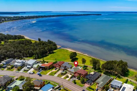 Property photo of 299 Lakedge Avenue Berkeley Vale NSW 2261