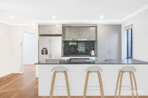Property photo of 20 Windsorgreen Drive Wyong NSW 2259