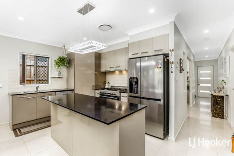 Property photo of 22 Ballinger Avenue Grantham Farm NSW 2765