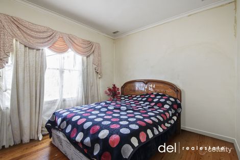 Property photo of 1 Claret Street Doveton VIC 3177