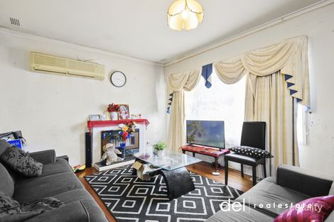 Property photo of 1 Claret Street Doveton VIC 3177