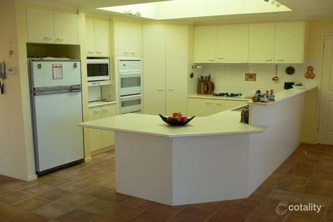 Property photo of 16 Tully Place Jerrabomberra NSW 2619
