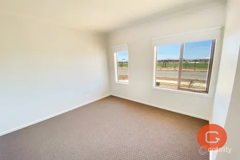 Property photo of 7 Fitzherbert Street Tarneit VIC 3029