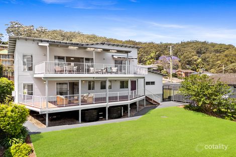 Property photo of 225 Avoca Drive Green Point NSW 2251
