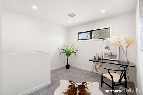 Property photo of 2/27 Huxley Avenue Mulgrave VIC 3170
