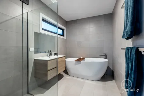 Property photo of 3/5 Diamond Views Drive Diamond Creek VIC 3089