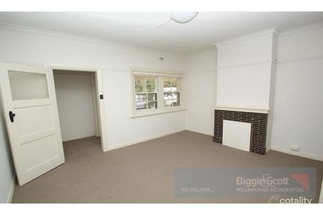 Property photo of 8/30 Fitzroy Street St Kilda VIC 3182