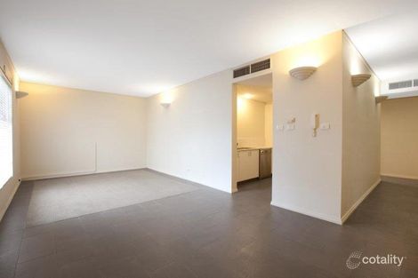 Property photo of 8/30 The Avenue Windsor VIC 3181