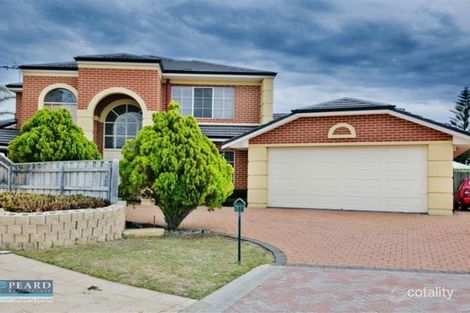 51 Deverall Sq, Hillarys, WA 6025