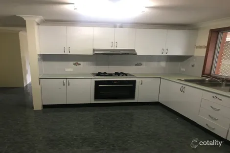 Property photo of 134 Falcon Circuit Green Valley NSW 2168