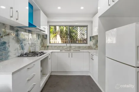Property photo of 6 Kurrajong Drive Marsden QLD 4132