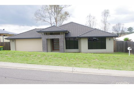 31 Raymont Cres, Gatton, QLD 4343