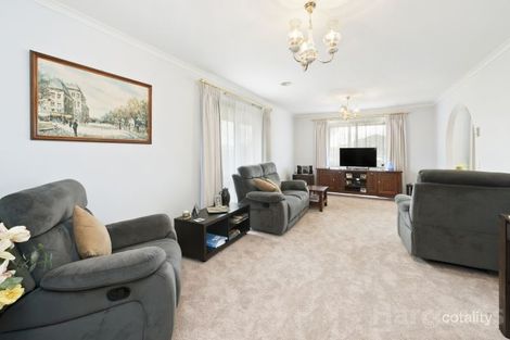 Property photo of 27 Molbray Street Wendouree VIC 3355