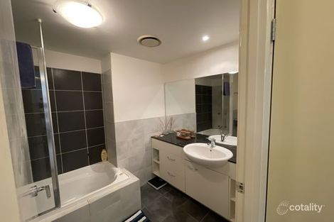Property photo of 20/2 Geraldton Drive Varsity Lakes QLD 4227