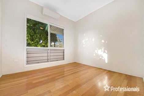 Property photo of 34 Flounder Crescent Toolooa QLD 4680