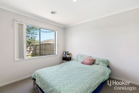 Property photo of 21 Tusmore Road Point Cook VIC 3030