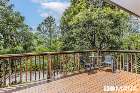 Property photo of 10 Gin Gin Crescent Ocean Shores NSW 2483