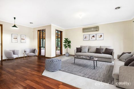 Property photo of 32 Baringa Park Drive Narre Warren South VIC 3805