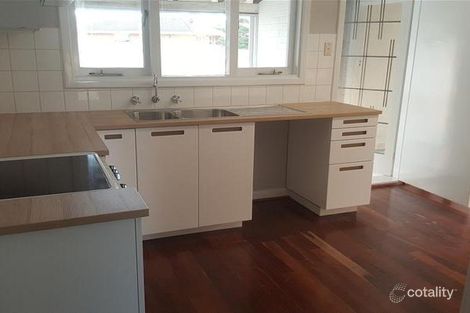 Property photo of 8 Brooklea Place Ferndale WA 6148