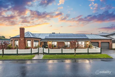 Property photo of 46 Bundeena Avenue Kealba VIC 3021