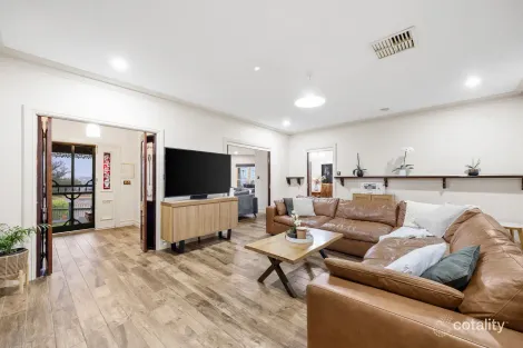 Property photo of 46 Bundeena Avenue Kealba VIC 3021
