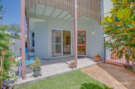 Property photo of 32 Chestnut Street Wynnum QLD 4178