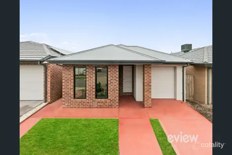 33 Otago Gr, Werribee, VIC 3030