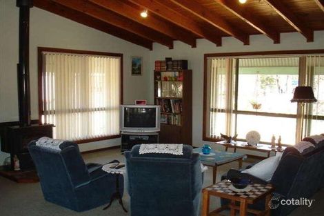 Property photo of 24 Emerald Crescent Wallagoot NSW 2550