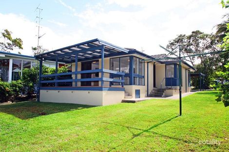 Property photo of 176 Scenic Drive Budgewoi NSW 2262