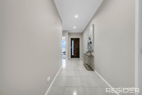 Property photo of 28 Jackaroo Street Mernda VIC 3754