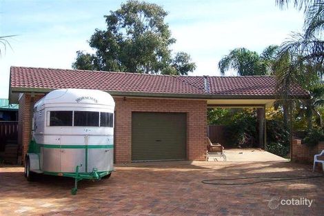 Property photo of 28 Bell Avenue Dubbo NSW 2830