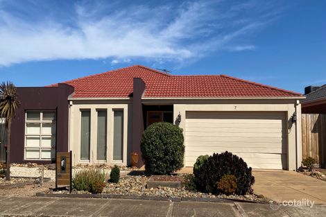 7 Thornhill St, Melton West, VIC 3337
