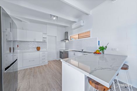 Property photo of 5 Shutehaven Close Shute Harbour QLD 4802