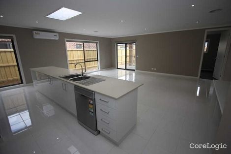 Property photo of 14 Anglers Avenue Point Cook VIC 3030