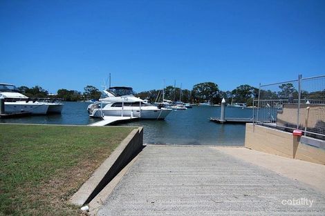 Property photo of 33 Lindsay Parade Paradise Point QLD 4216