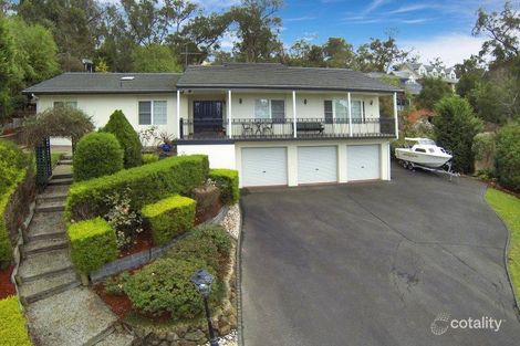 Property photo of 33-35 Eumeralla Grove Mount Eliza VIC 3930