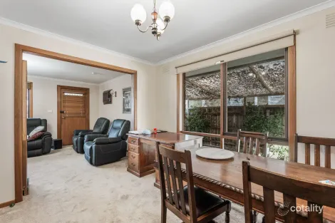 Property photo of 1/168 Surrey Road Blackburn VIC 3130