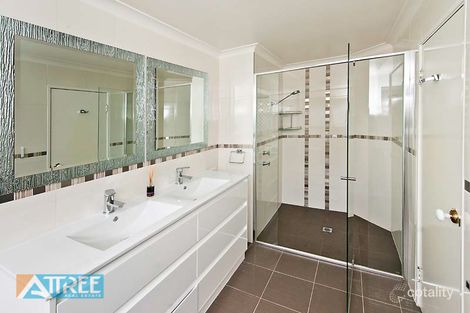 9 Harwood Cl, Canning Vale, WA 6155