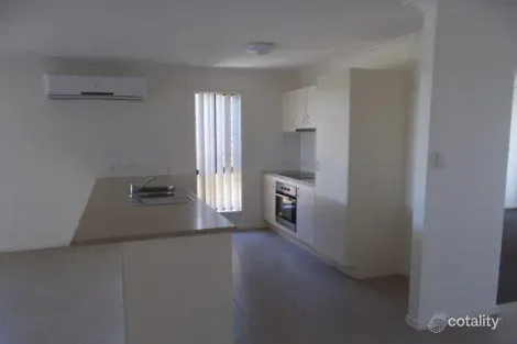 Property photo of 28 Trinity Parade Blacks Beach QLD 4740