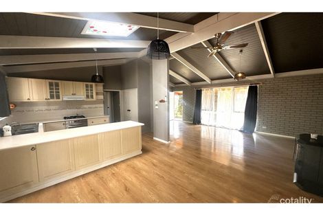 Property photo of 10 Pitman Court Hampton Park VIC 3976