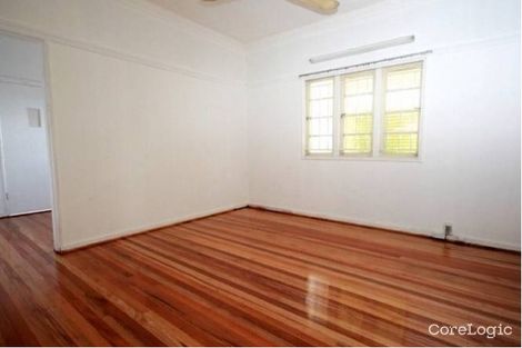 Property photo of 245 Old Cleveland Road Coorparoo QLD 4151