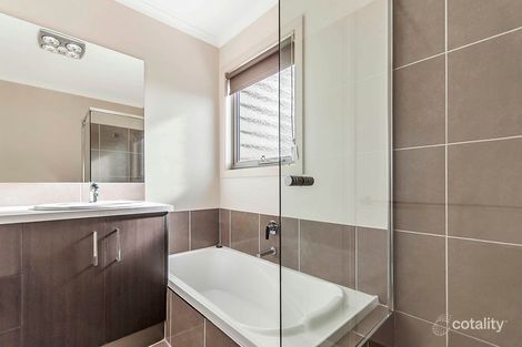 Property photo of 2/24 Renoir Drive Warrnambool VIC 3280