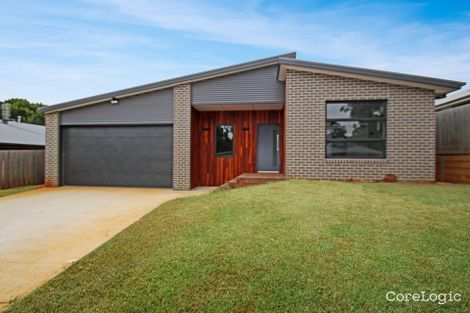 Property photo of 21 Willow Grove Leongatha VIC 3953