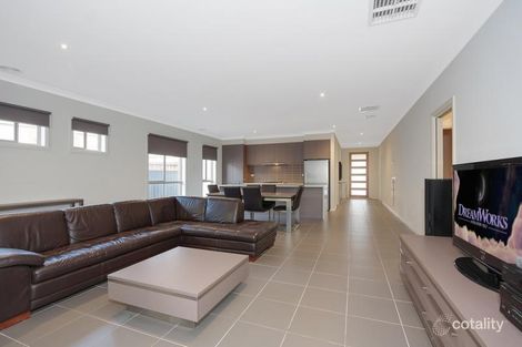 Property photo of 13 Jenolan Way South Morang VIC 3752