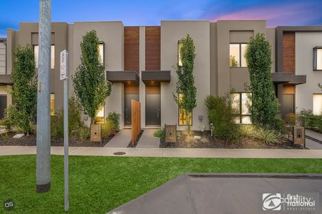 143 Waterhaven Bvd, Point Cook, VIC 3030