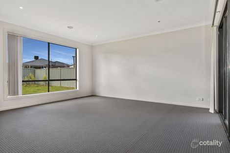 Property photo of 37 Sanctuary Boulevard Maiden Gully VIC 3551