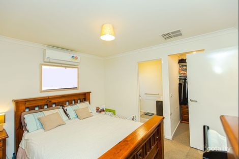 Property photo of 3 Stableford Drive Cranbourne West VIC 3977